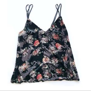 🎉 Gorgeous Floral and Velor Strappy Tank